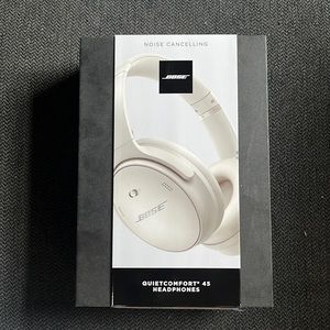 Bose QuietComfort 45 Wireless Bluetooth Noise-Cancelling Headphones White